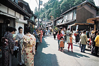 ちりめん街道