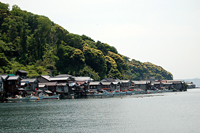 伊根の舟屋群